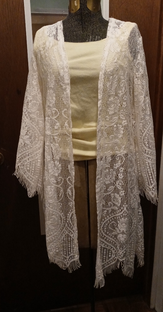 NWOT Wallflower Crochet Duster (XS)